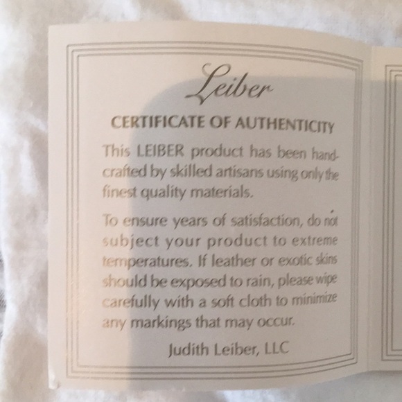 Judith Lieber Absolutely One Of A Kind Bag - Picture 3 of 11
